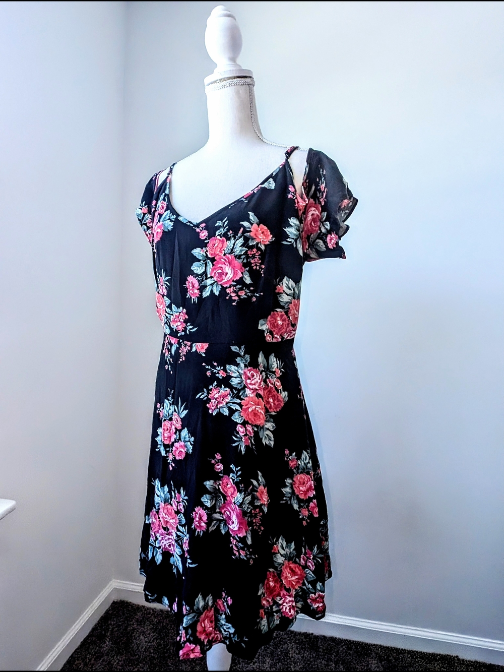 Forever 21 Black Floral Pink Rose Midi Dress